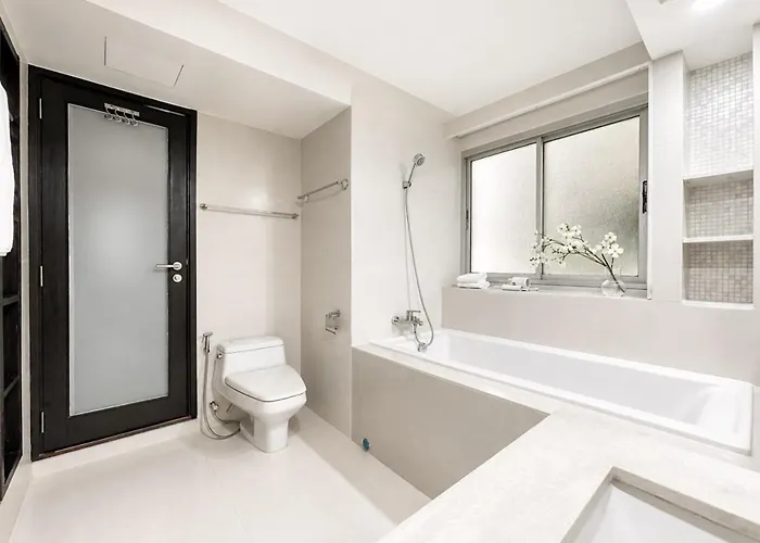 500m Bts L Large 53 Sqm L Rooftop Pool 曼谷